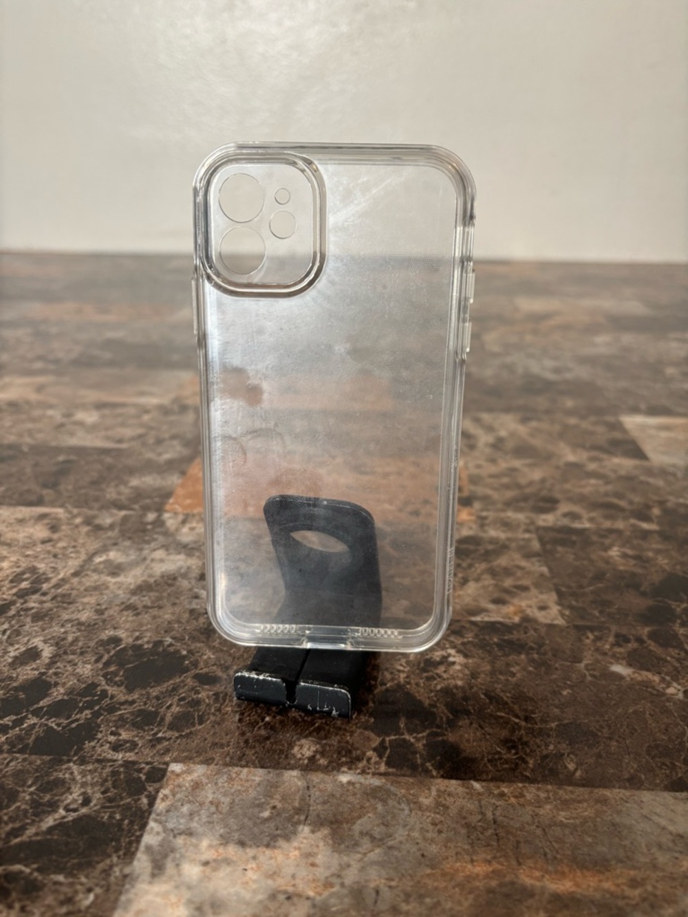 11 Model clear case. - Picture 2 of 5
